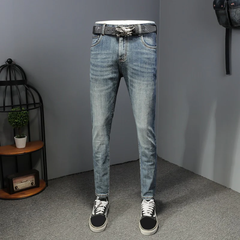 Men's straight American light-colored simple jeans for all seasons - Image 4